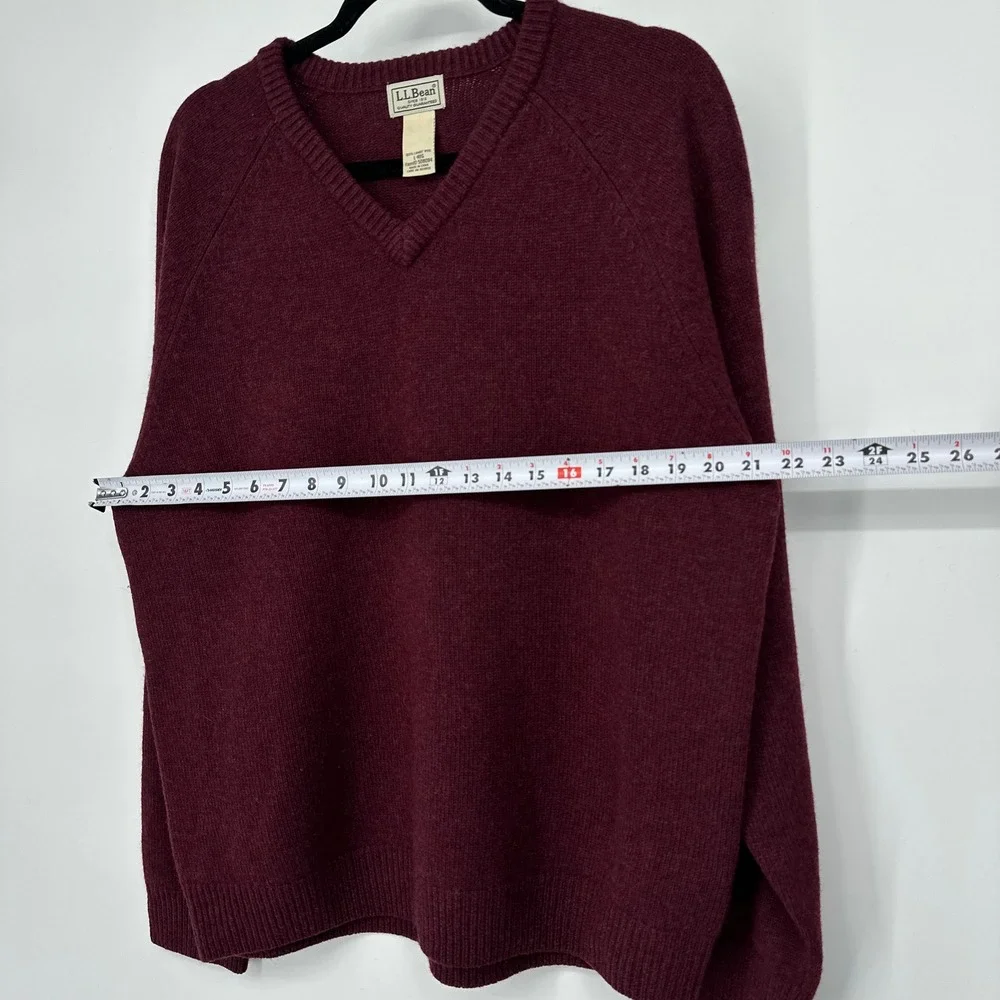 Vntg LL Bean Mens Knit Lambswool V Neck Sweater Burgundy Red L Christmas Holiday
